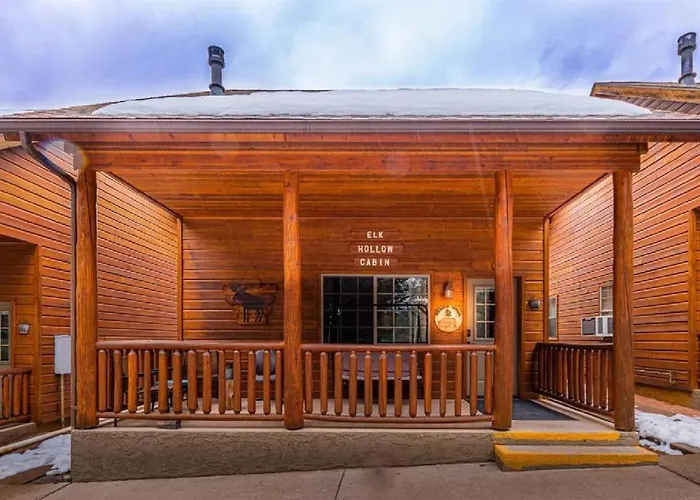 Cabin#2 Elk Hallow - Pet Friendly - Sleeps 6 - Playground & Game Chalet *
